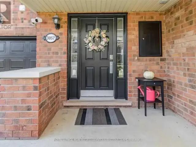 Townhouse for rent in Oakville, Ontario