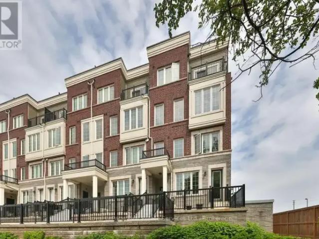 Townhouse for rent in Oakville, Ontario
