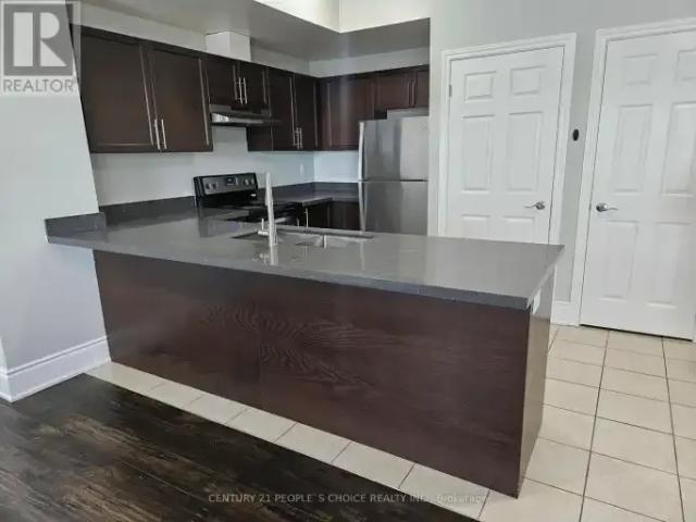 Townhouse for rent in Oakville, Ontario