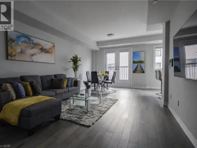 Townhouse for rent in Oakville, Ontario