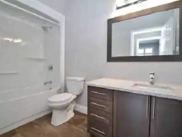 Townhouse for rent in Mulhurst Bay, Ontario