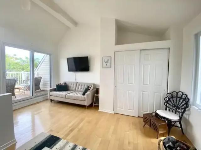 Townhouse for rent in Mulhurst Bay, Ontario