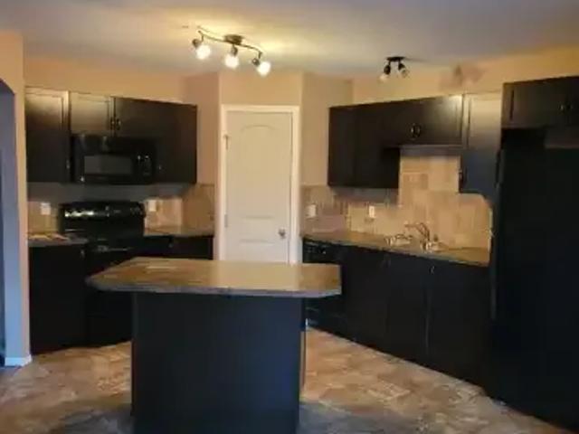 Townhouse for rent in Alberta
