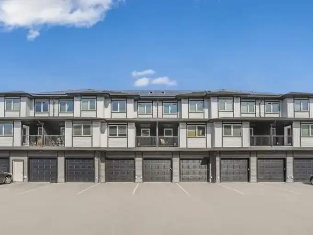 Townhouse for rent in Saskatoon, Saskatchewan