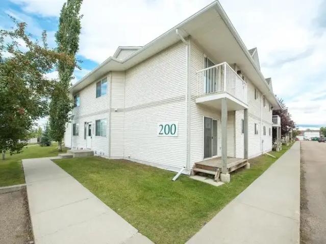 Townhouse for rent in Woodhaven, City of Spruce Grove
