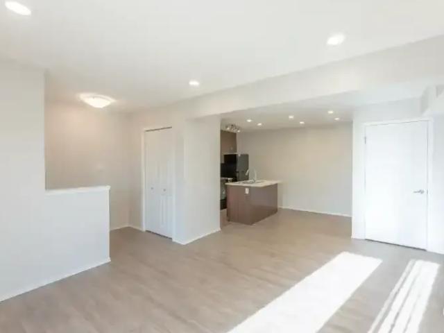 Townhouse for rent in Strathmore, Alberta