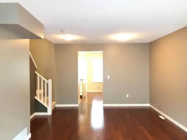 Townhouse for rent in Surrey, British Columbia