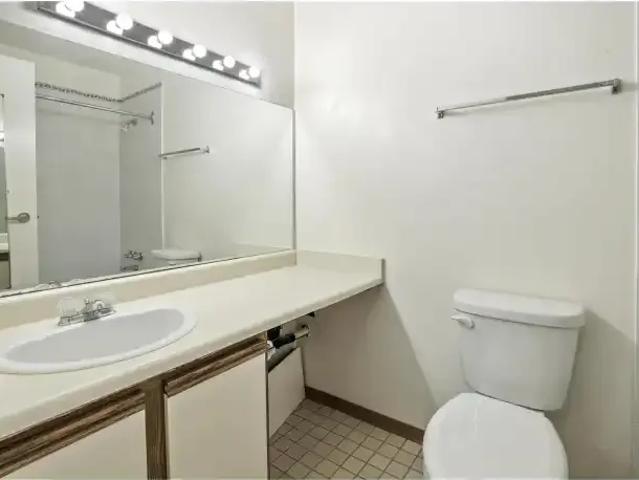 Townhouse for rent in Surrey, British Columbia