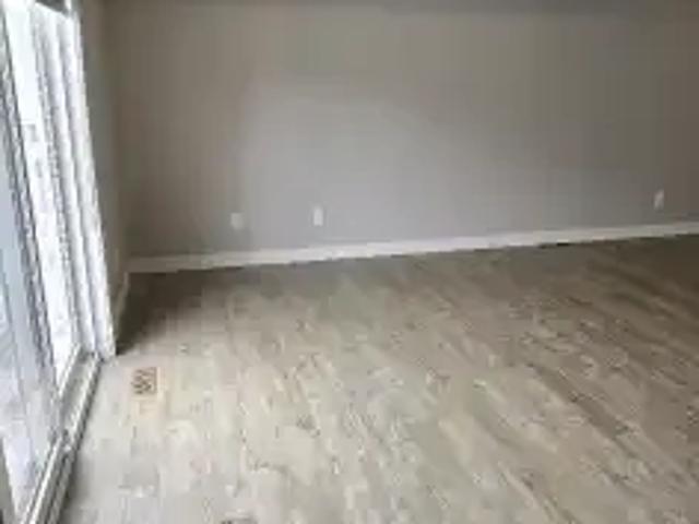 Townhouse for rent in Sylvan Lake, Alberta