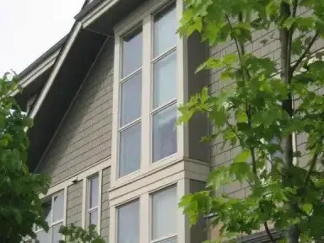 Townhouse for rent in British Columbia
