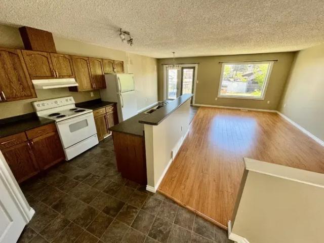 Townhouse for rent in Vegreville, Alberta