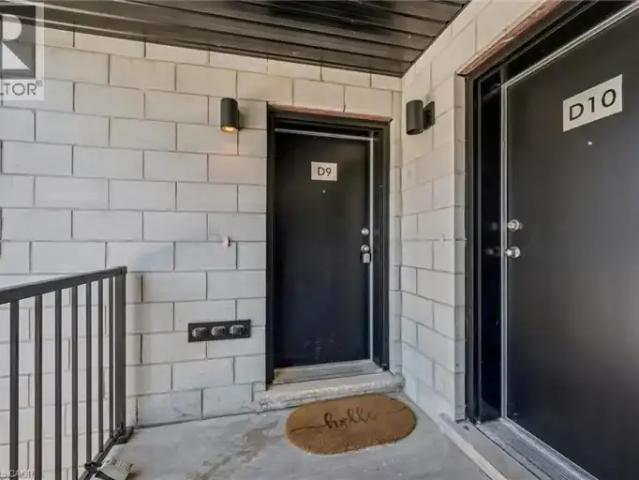 Townhouse for rent in Waterloo, Ontario