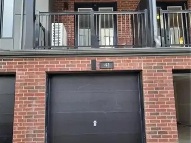 Townhouse for rent in Waterloo, Ontario