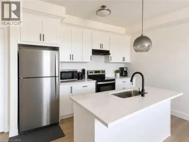 Townhouse for rent in Waterloo, Ontario