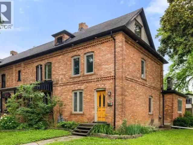 Townhouse for rent in Maidstone, Ontario