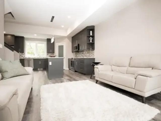 Townhouse for rent in East St. Paul, Manitoba
