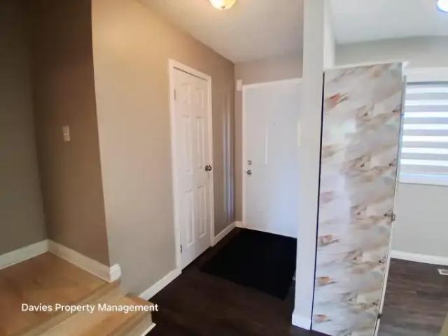 Townhouse for rent in Wedgewood, Alberta