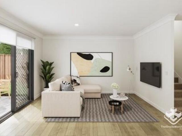 Townhouse for rent in Toombul, Queensland