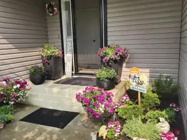 Townhouse for rent in Airdrie, Alberta