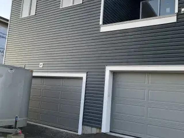 Townhouse for rent in Airdrie, Alberta