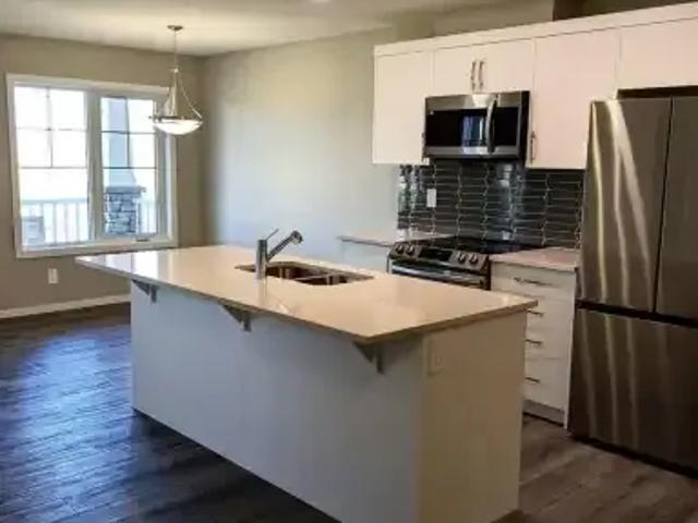 Townhouse for rent in Airdrie, Alberta