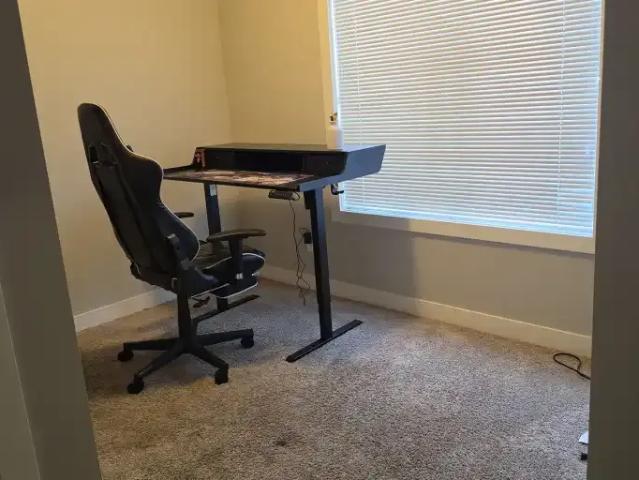 Townhouse for rent in Airdrie, Alberta