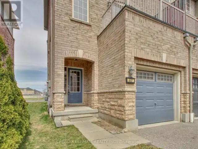 Townhouse for rent in Ajax, Golden Horseshoe