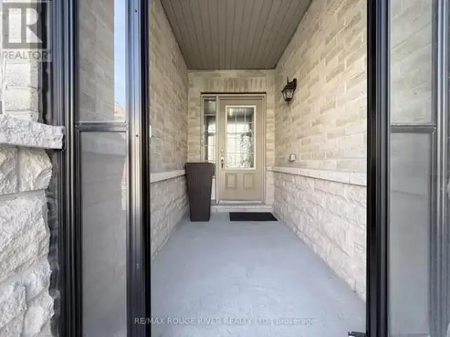 Townhouse for rent in Durham, Ontario