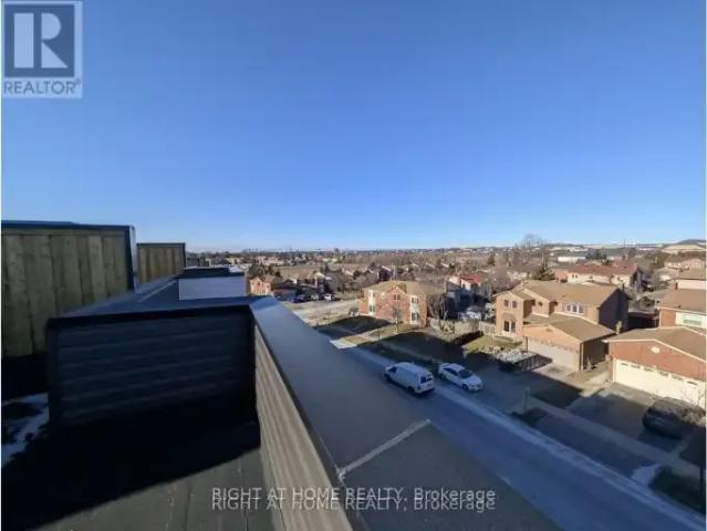 Townhouse for rent in Durham, Ontario