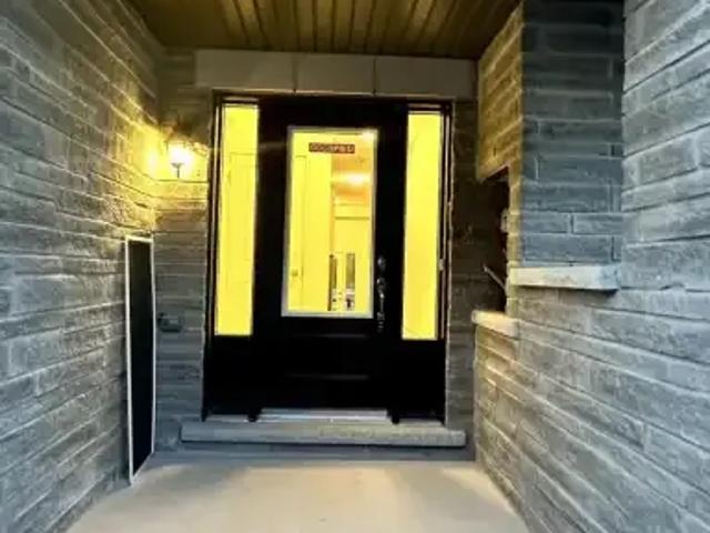 Townhouse for rent in Durham, Ontario