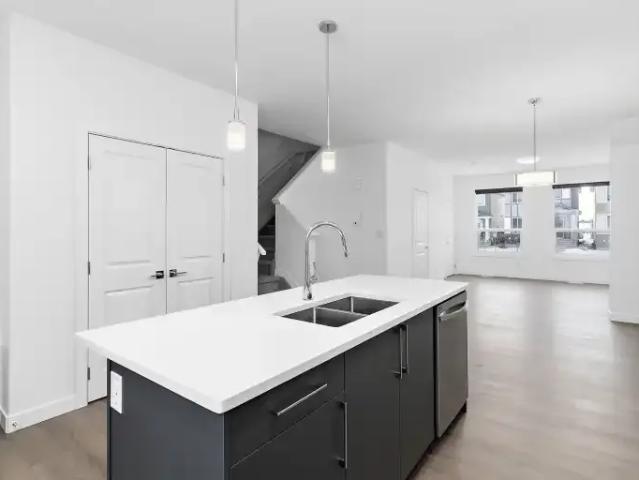 Townhouse for rent in Ruisseau, Beaumont