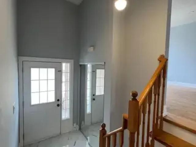 Townhouse for rent in Bradford West Gwillimbury, Ontario