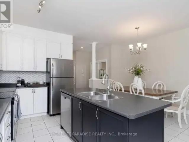 Townhouse for rent in Burlington, Ontario