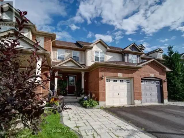 Townhouse for rent in Burlington, Ontario