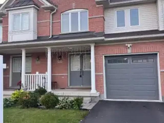 Townhouse for rent in Burlington, Ontario