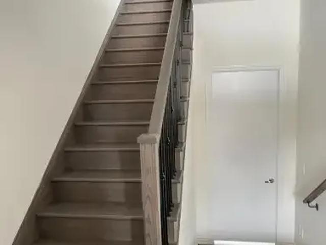 Townhouse for rent in Caledon, Ontario