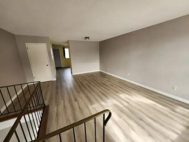 Townhouse for rent in South Calgary, Calgary