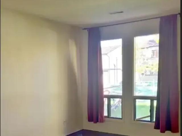 Townhouse for rent in Northwest, Alberta
