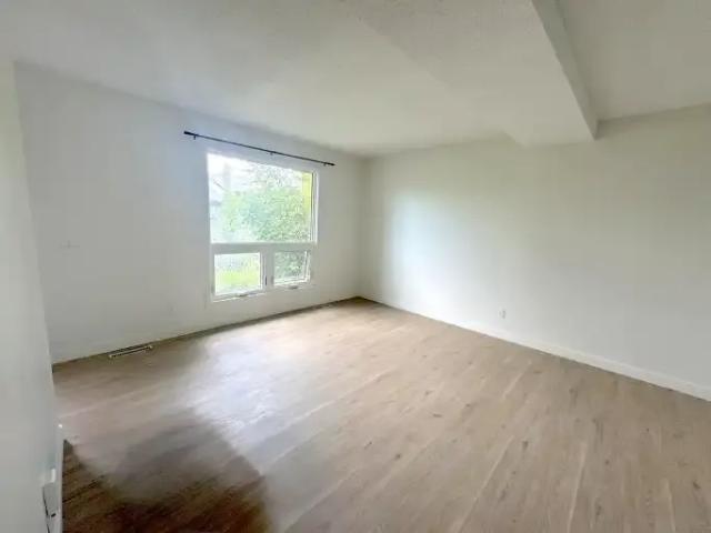 Townhouse for rent in Northwest, Alberta