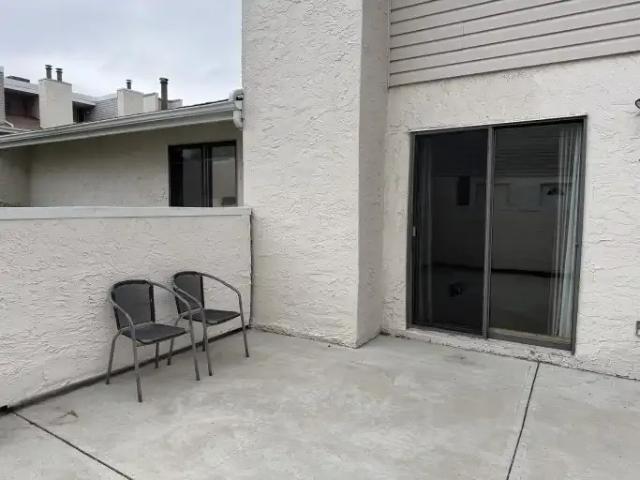 Townhouse for rent in Northwest, Alberta