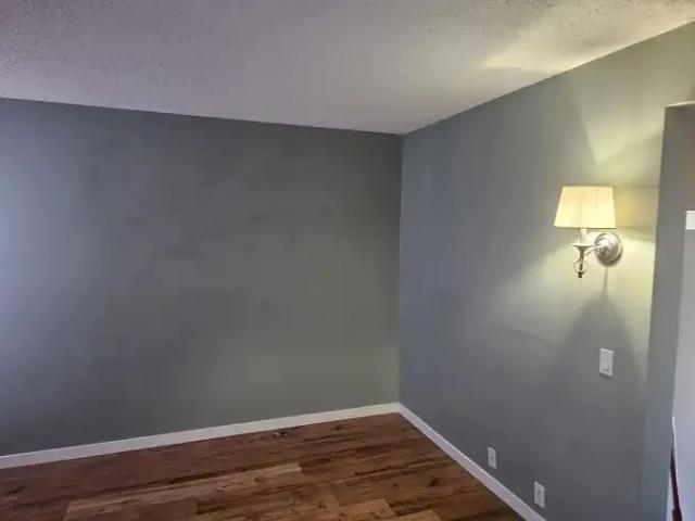 Townhouse for rent in Woodlands, Calgary