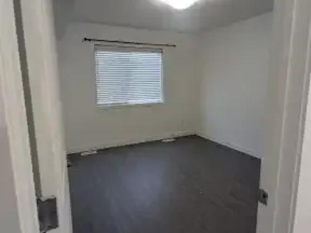 Townhouse for rent in Northwest, Alberta