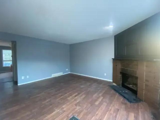 Townhouse for rent in Northwest, Alberta