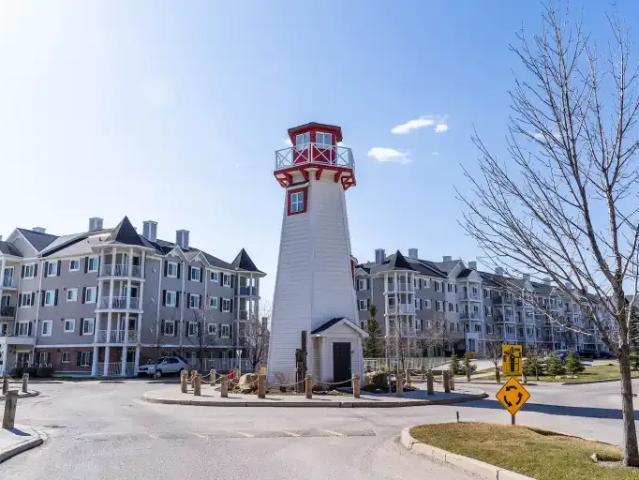 Townhouse for rent in Northwest, Alberta