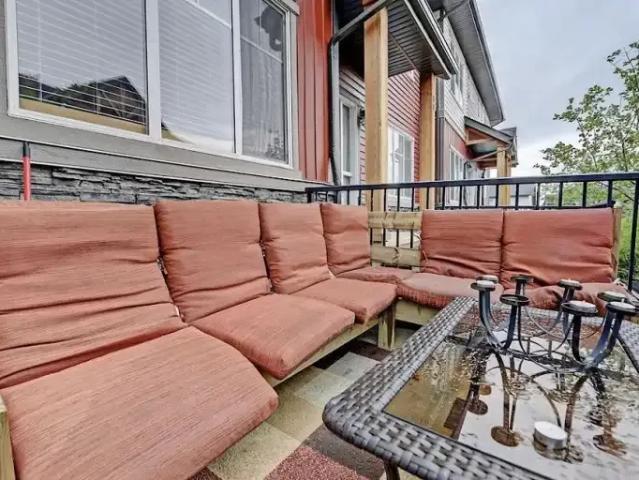 Townhouse for rent in Northwest, Alberta