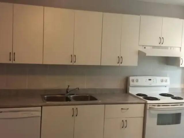Townhouse for rent in Northwest, Alberta