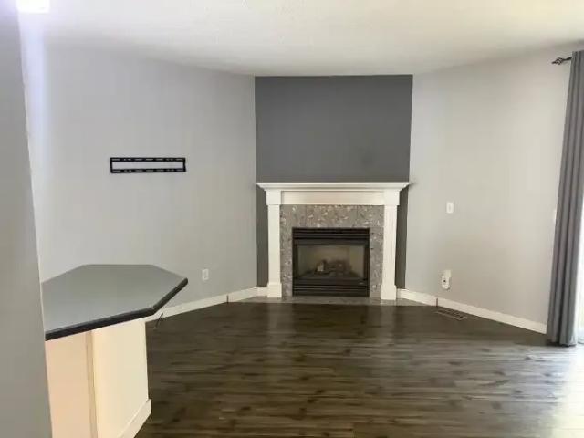 Townhouse for rent in Northwest, Alberta