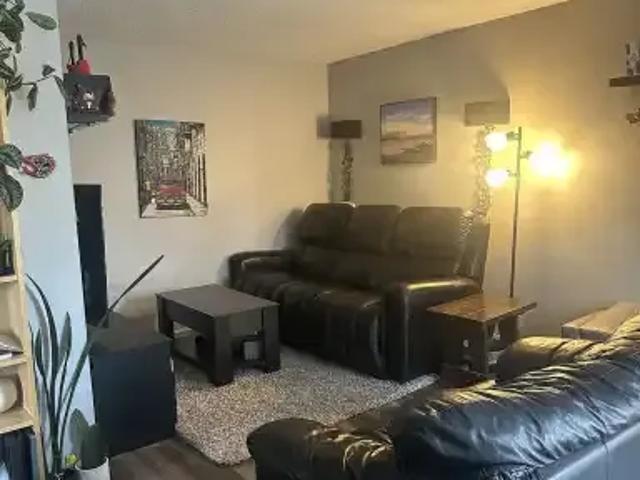 Townhouse for rent in Northwest, Alberta