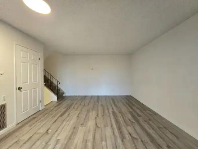 Townhouse for rent in Dalhousie, Calgary