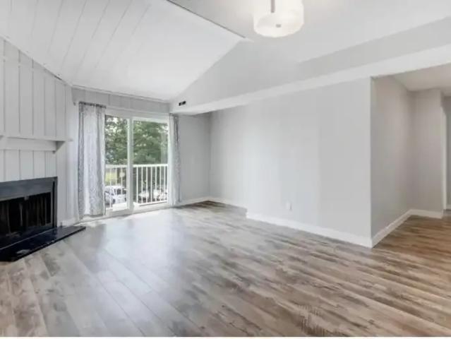 Townhouse for rent in Northwest, Alberta